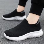 Spring and Autumn Shoes Men'S Breathable Lazy Shoes Solid Color Versatile Casual Sneakers Breathable Mesh