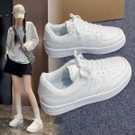 New Casual Small White Sneakers Lightweight Comfortable Sports Board Shoes Fashionable Solid Color Tennis Sneakers for Women